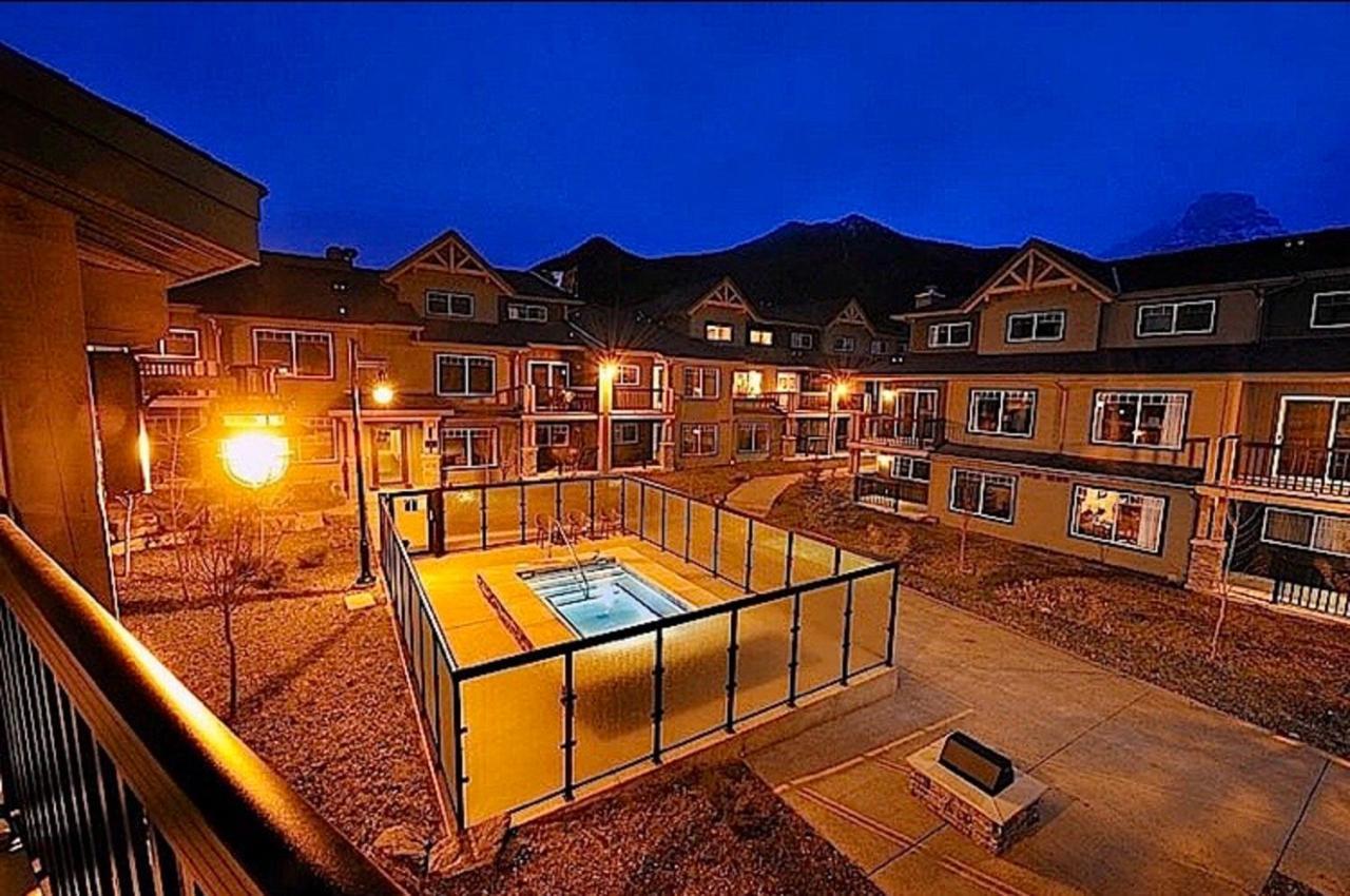 Copperstone Resort - Mountain View 2 Bedroom Condo Canmore Exterior photo